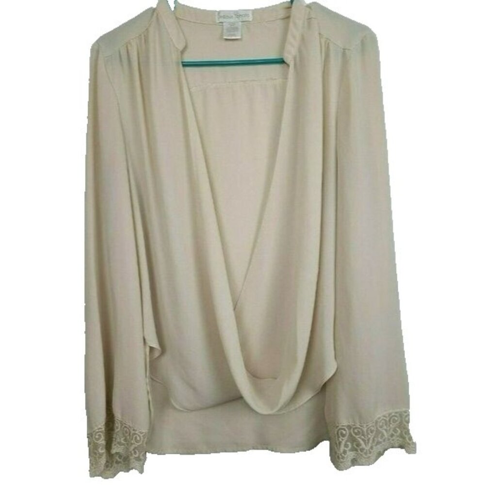 Jealous Tomato Womens Wrap Top‎ Medium Cream Flare Sleeve Lace Romantic Fairy
